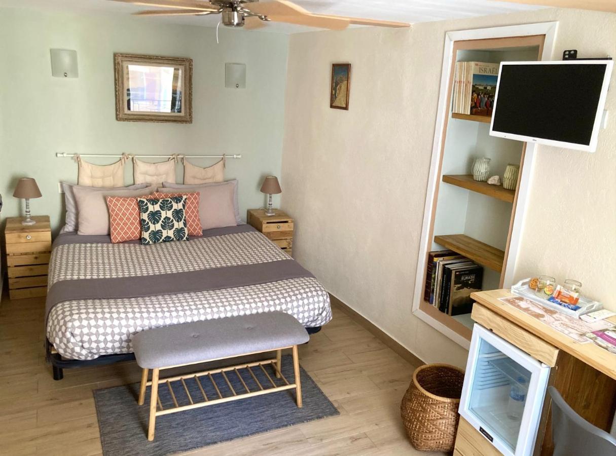 Lou Mistral Hotel Мустие Сен Мари Стая снимка