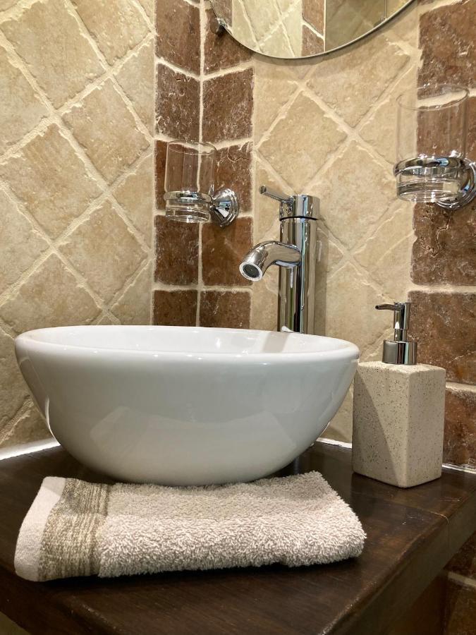 Lou Mistral Hotel Мустие Сен Мари Екстериор снимка